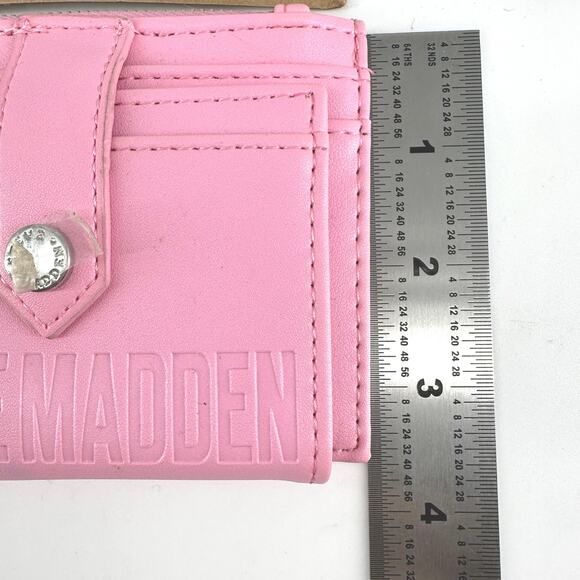 Steve Madden NWT Hayden Wallet pink Logo zipper pocket - Picture 3 of 7